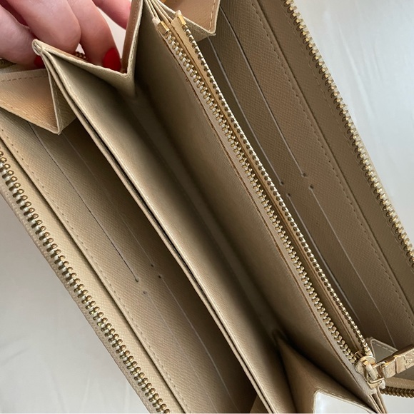 Louis Vuitton clemence zippy checkered wallet.  Unused. - Picture 2 of 3